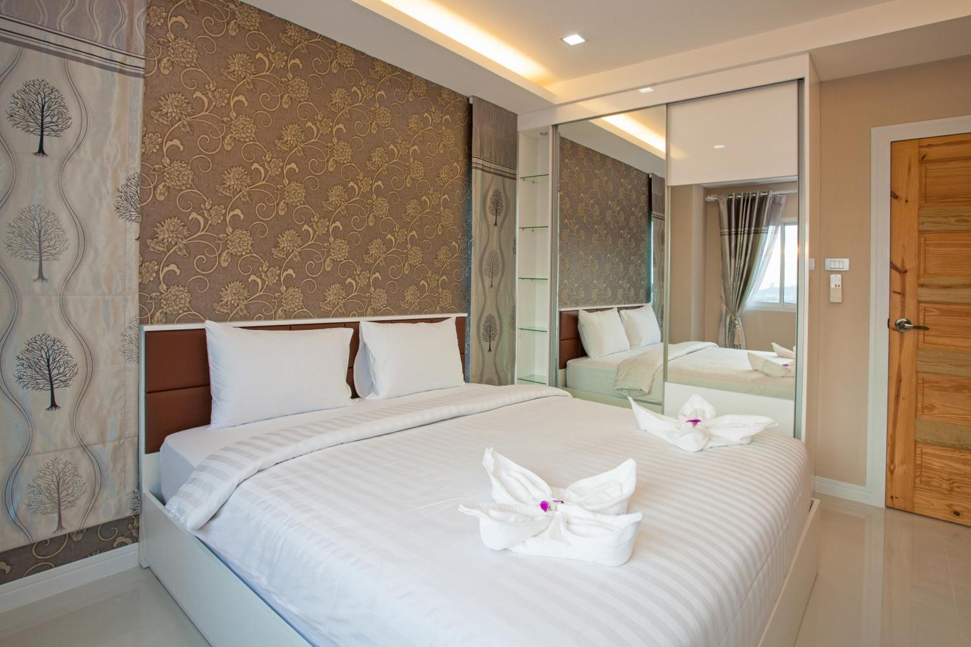 Отель Royal Grand Pattaya Nong Prue Экстерьер фото